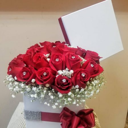 Box 24 Roses