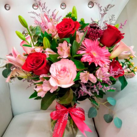 Pink mixture with vase