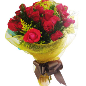 12 Wrapped Red Roses