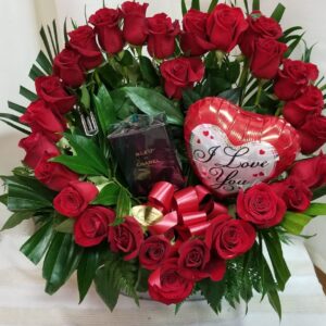 Large heart shaped with balloon (cologne not included)